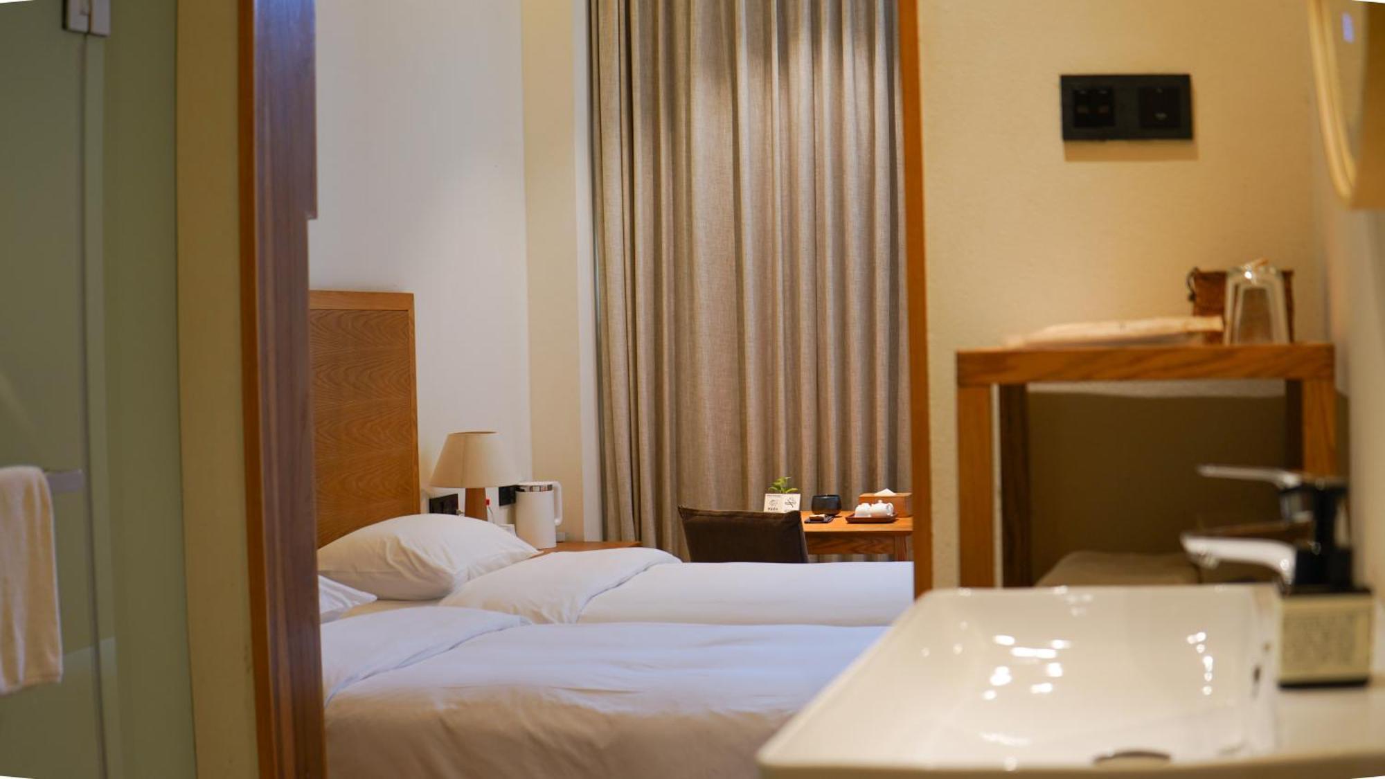 Taihua Wutong Hotel Shenzhen Exterior photo